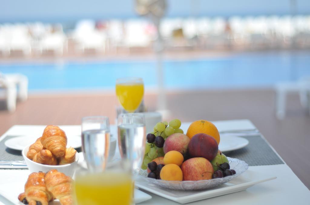 Island Luxurious Suites Hotel And Spa Netanja Zewnętrze zdjęcie