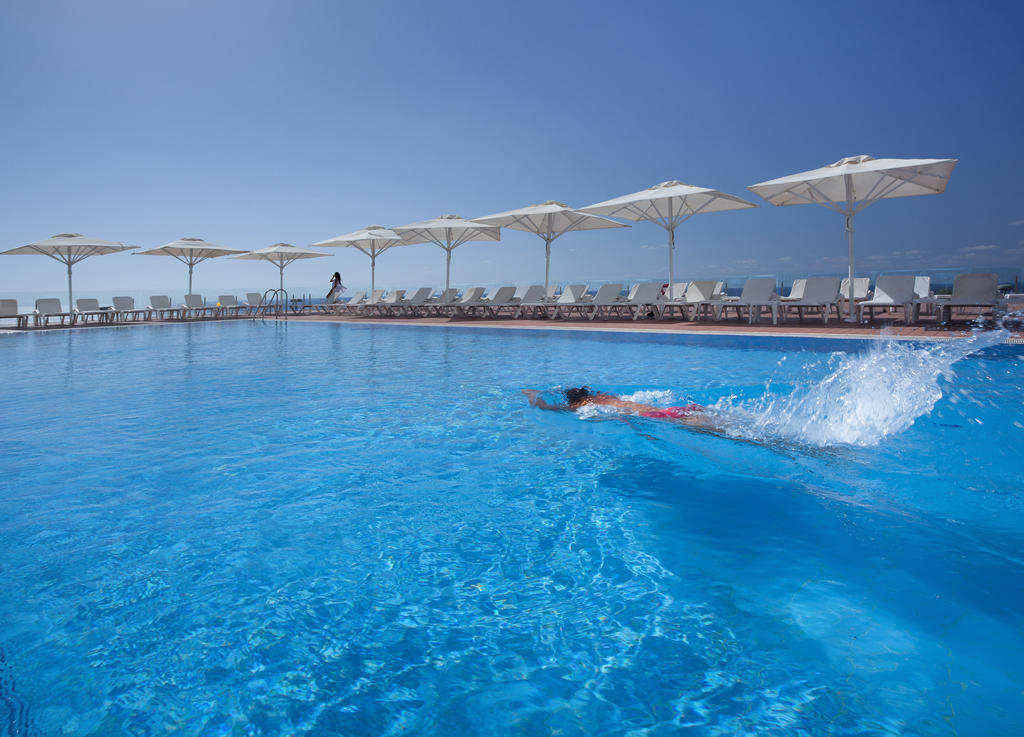 Island Luxurious Suites Hotel And Spa Netanja Zewnętrze zdjęcie
