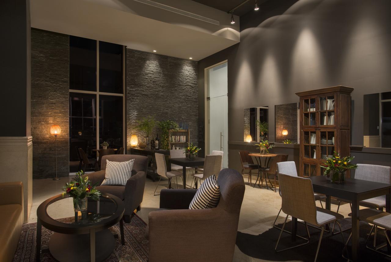 Island Luxurious Suites Hotel And Spa Netanja Zewnętrze zdjęcie