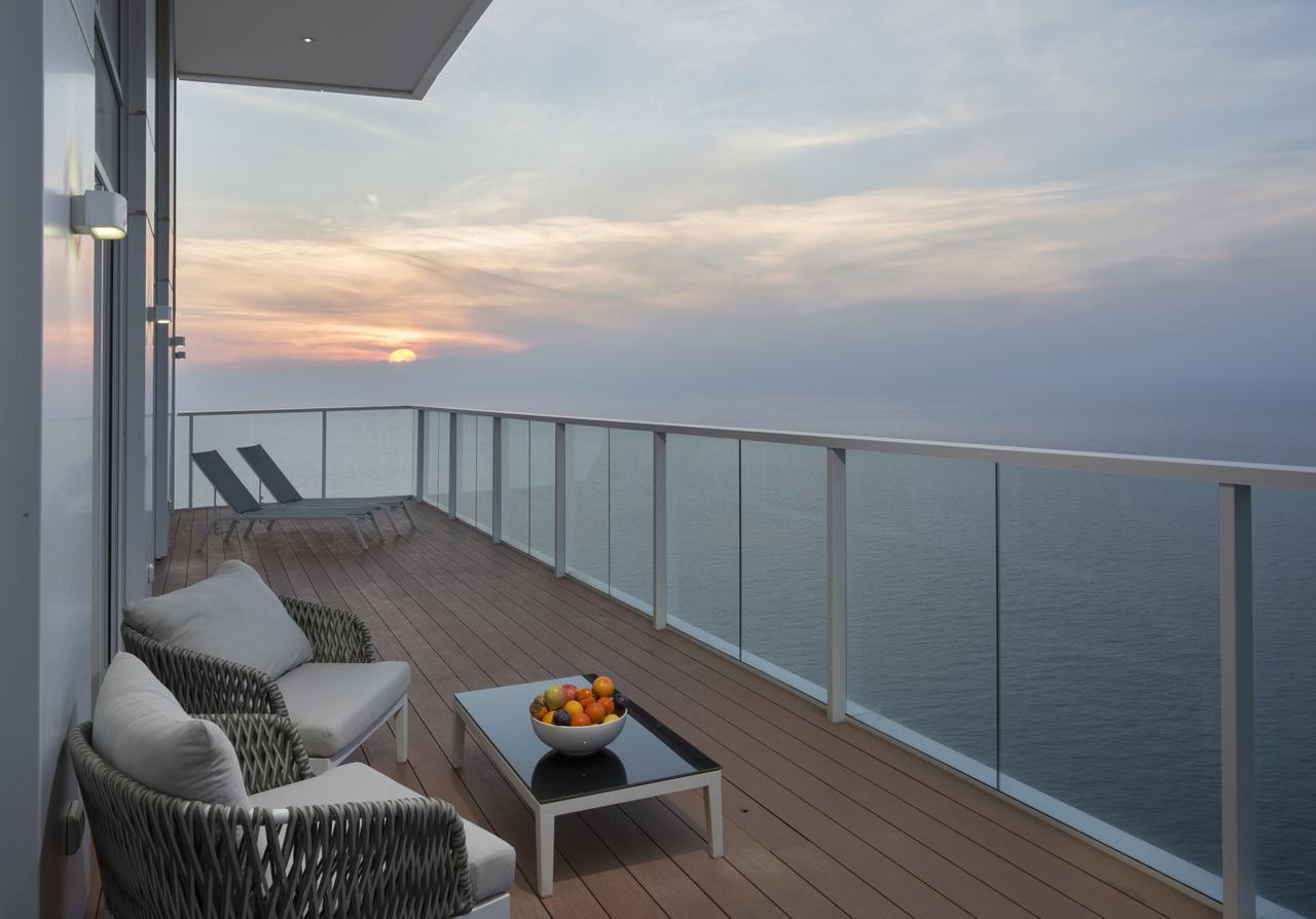 Island Luxurious Suites Hotel And Spa Netanja Zewnętrze zdjęcie