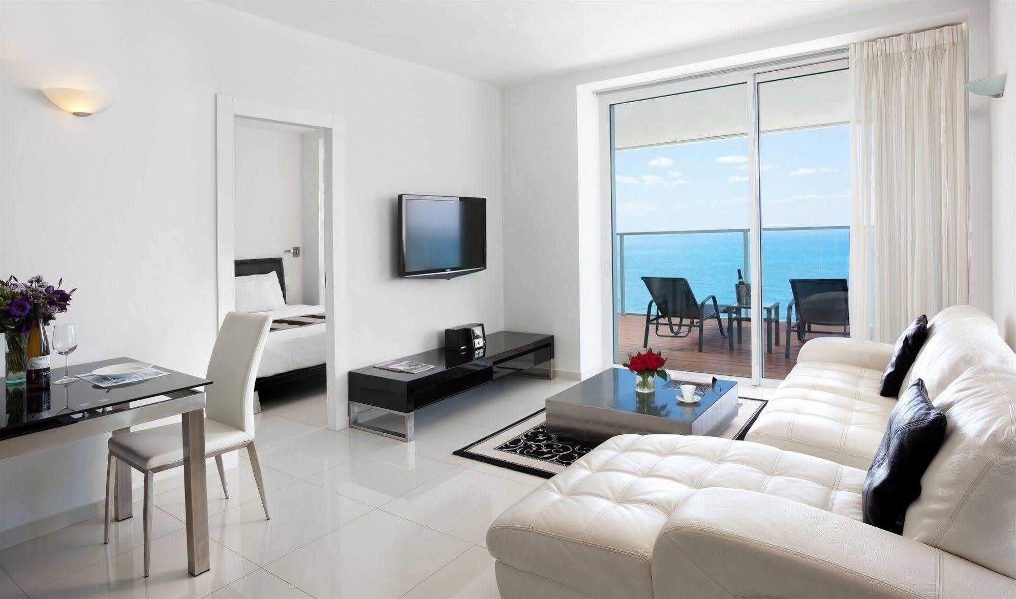 Island Luxurious Suites Hotel And Spa Netanja Zewnętrze zdjęcie