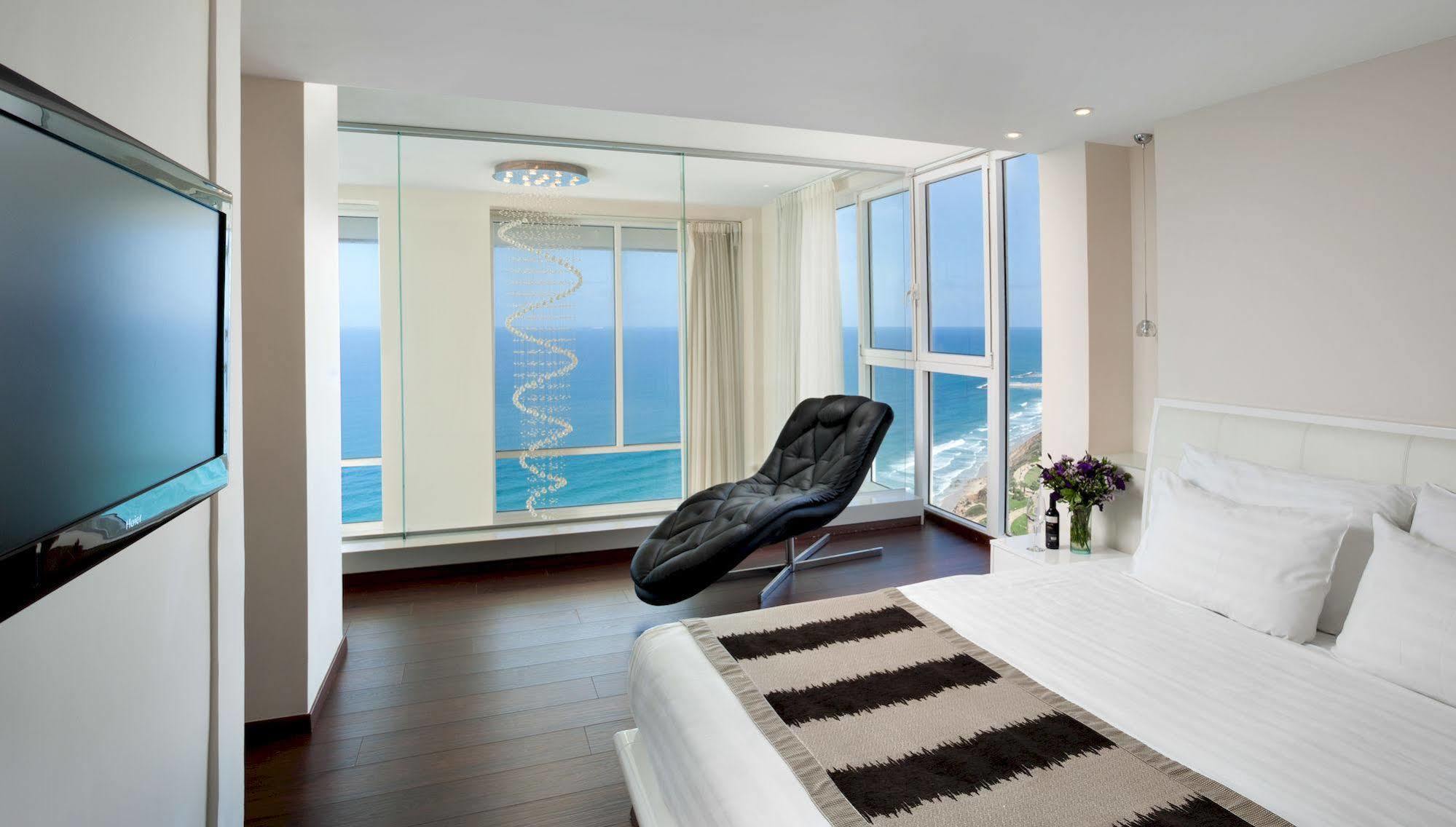 Island Luxurious Suites Hotel And Spa Netanja Zewnętrze zdjęcie