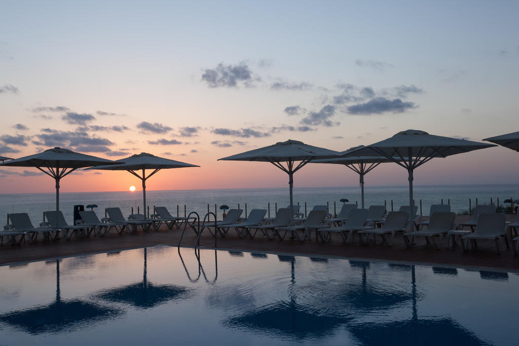 Island Luxurious Suites Hotel And Spa Netanja Zewnętrze zdjęcie